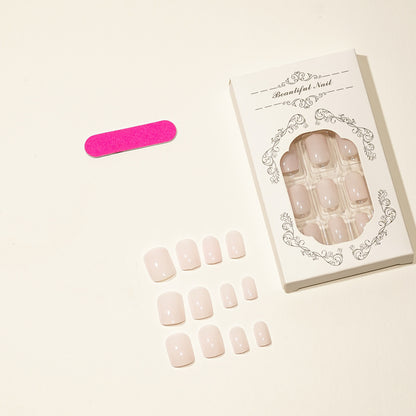 Glänzende Press-On-Nagelspitzen-Kollektion Brehn