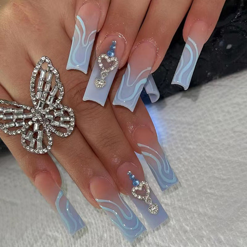 Elegant gestaltete grafische abstrakte Nagelkunstverlängerungen Brehn