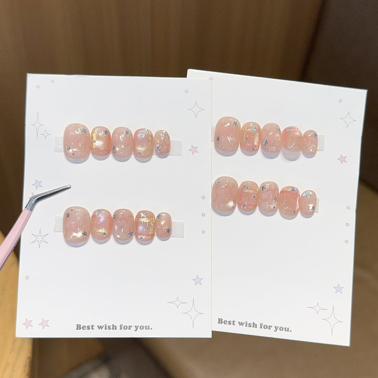 Glamouröse Kunstnagelspitzen mit Sternen Design Brehn