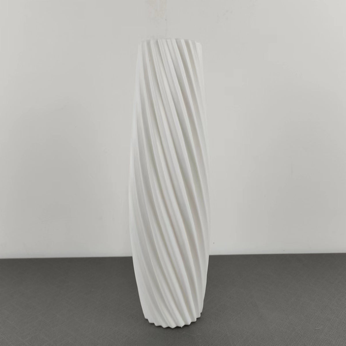 Textured Spiral Decorative Vase Brehn