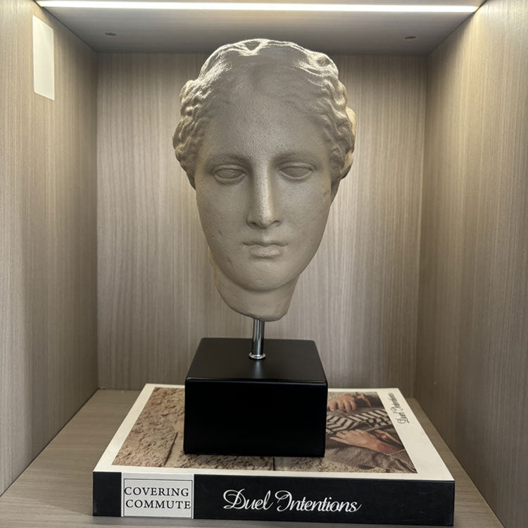 Künstlerische Kopfskulptur