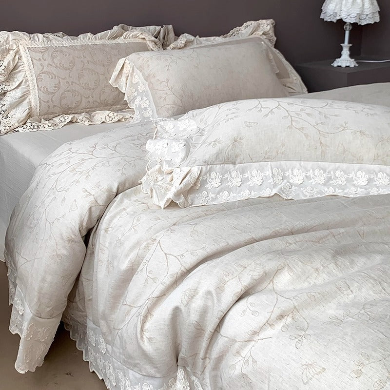 Romantisches mit Spitzenbesatz versehenes Jacquard-Bettbezug-Set