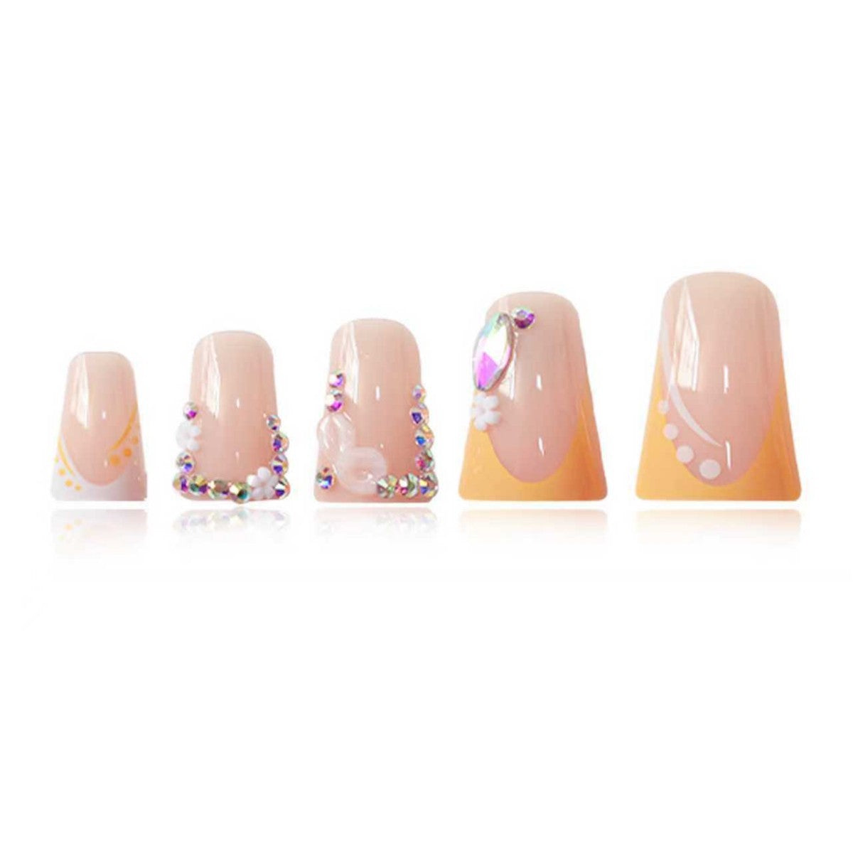Dekorative florale Strass-Nagelerweiterungen Brehn