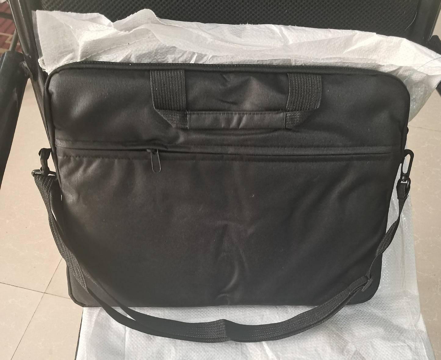 Professionelle Slim Laptop Aktentasche Brehn
