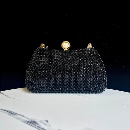 Perlenbesetzte Abendhandtasche