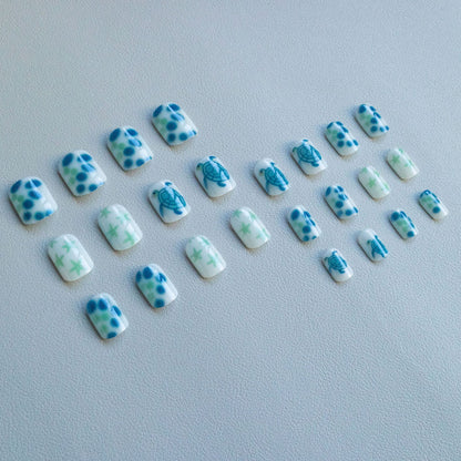 Thematisches vom Ozean inspiriertes Nagelkunst-Set