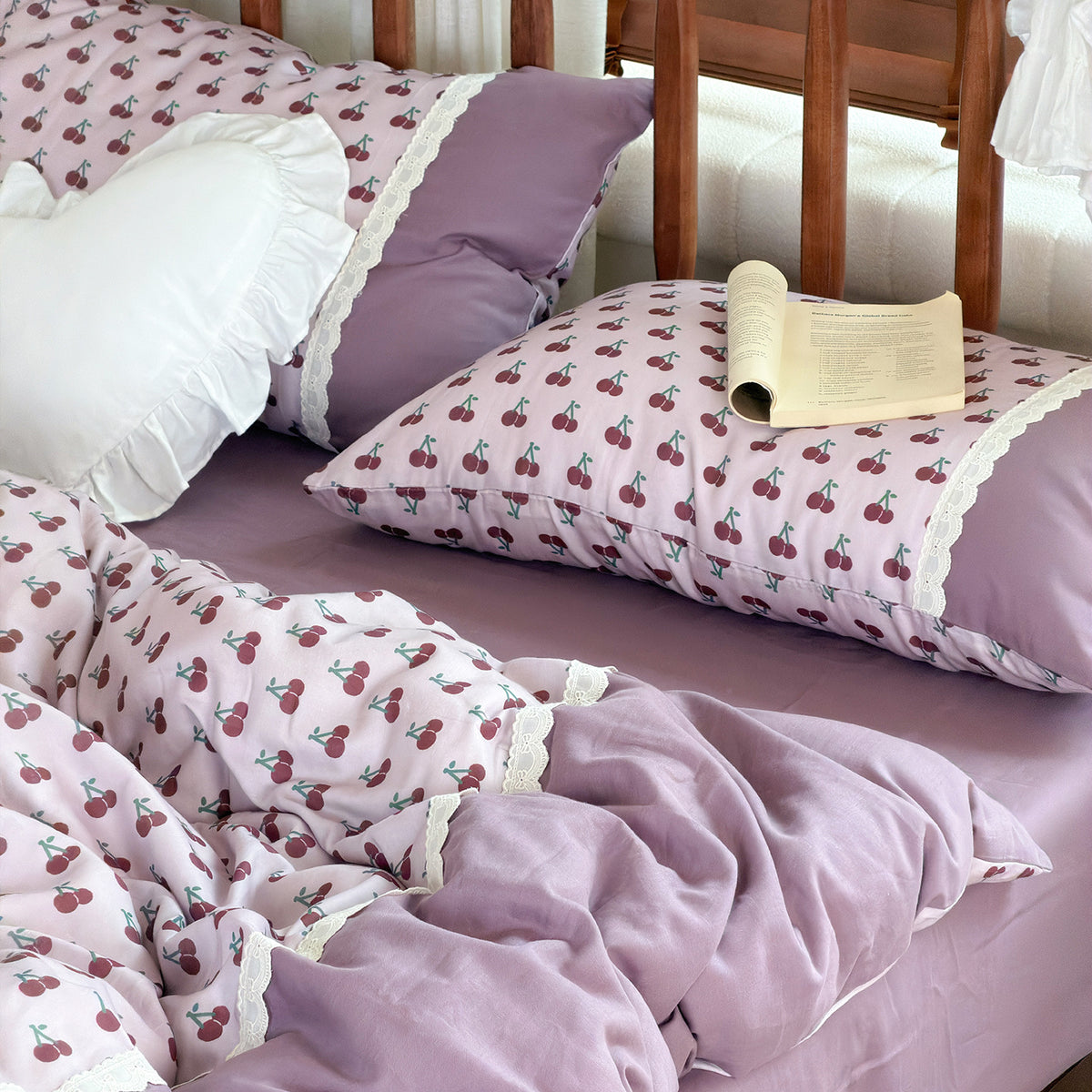 Wendbares Baumwoll-Bettwäscheset mit floralem Aquarellprint und Spitzenrand