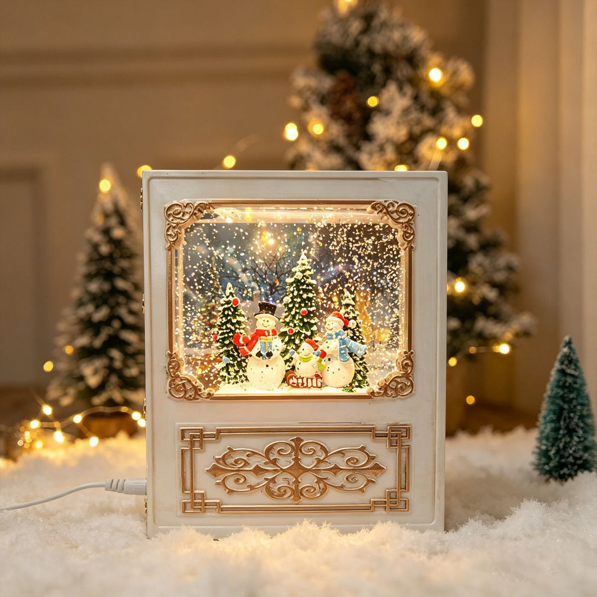 Nostalgisches Weihnachtsfernseher-Dekor Brehn