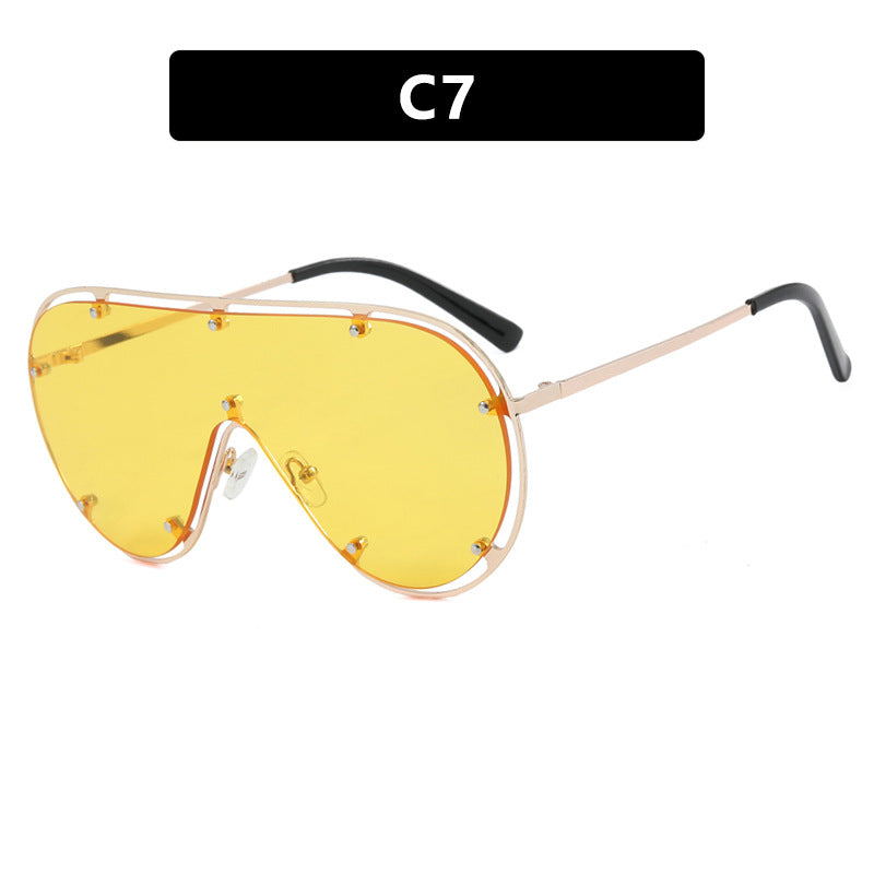 Damen modische oversized Sonnenbrille im stilvollen Retro-Design Brehn