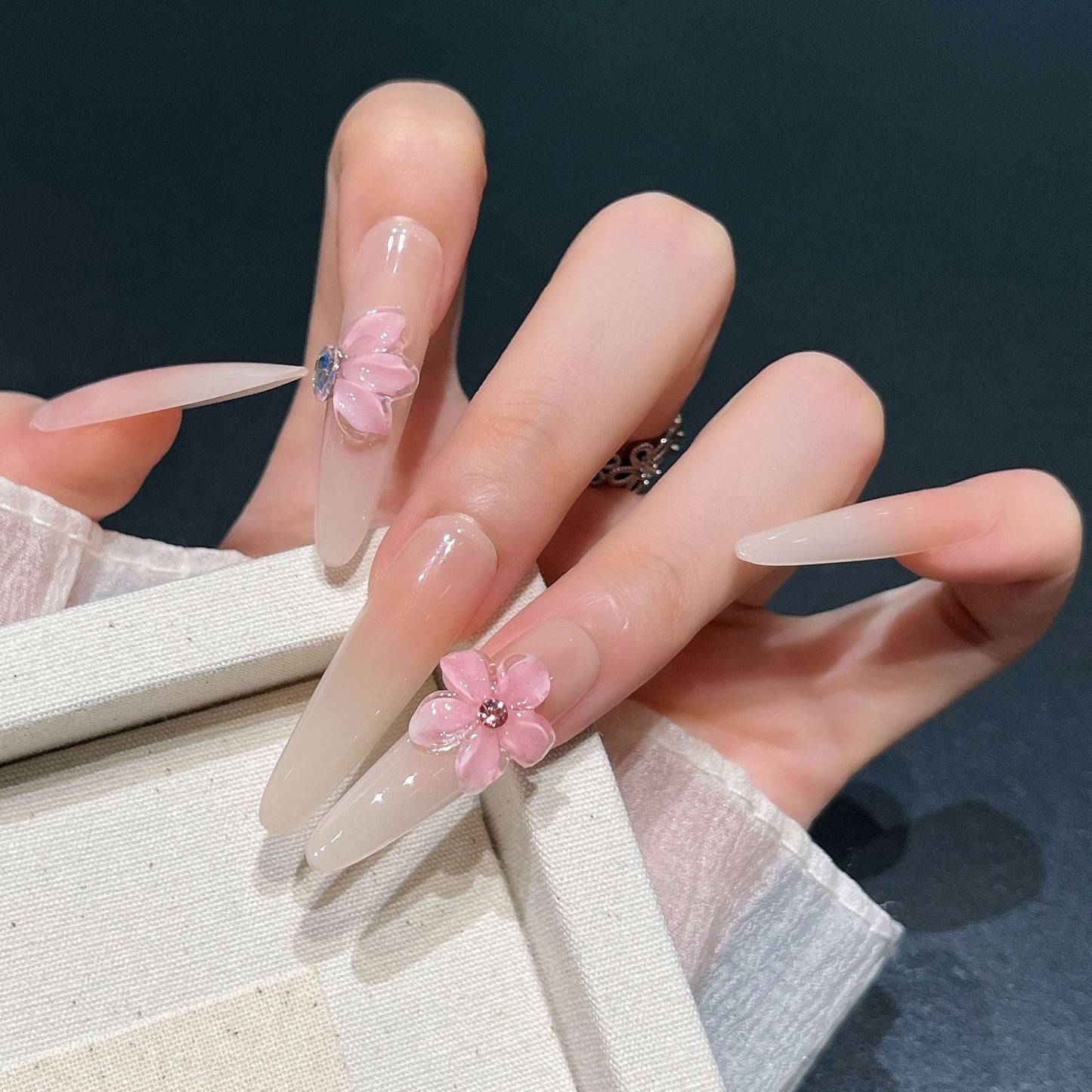 Blumen-Design Press-On Nagelverlängerungen Brehn