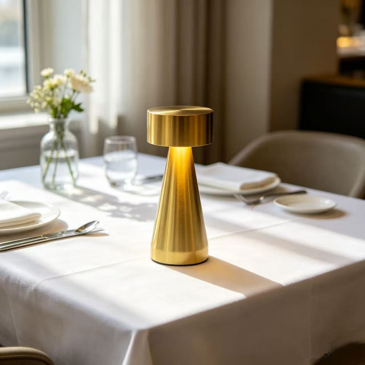Moderne Metall Akzentlampe