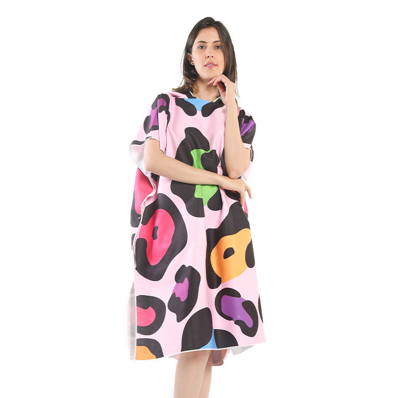 Strandkleid mit tropischem Druck Brehn