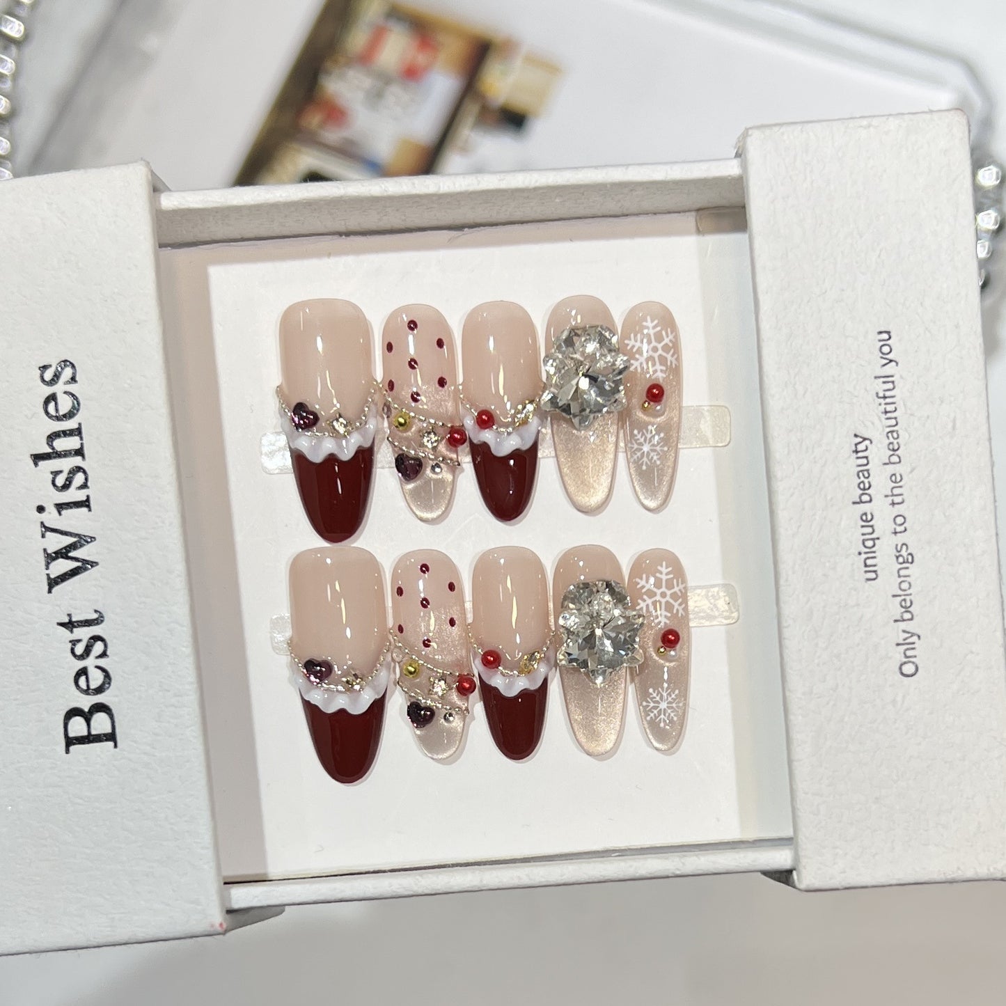 Festliches Nagelkunst-Set zum Aufkleben Brehn