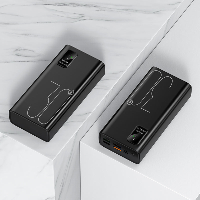 Hochleistungs-Powerbank mit smartem LCD-Display und zwei USB-Anschlüssen Brehn
