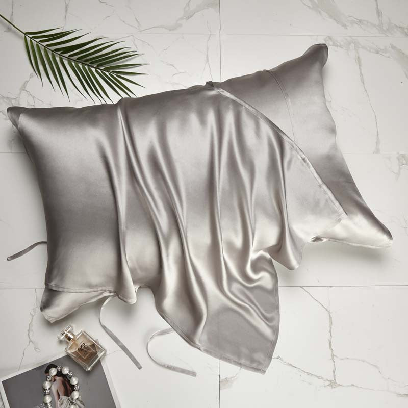 Damen seidiger Kissenbezug mit elegantem Design Brehn