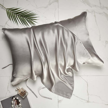 Damen seidiger Kissenbezug mit elegantem Design Brehn