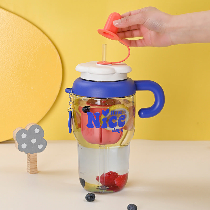 Unisex Trinkbecher mit integriertem Strohhalm und Auslaufschutz Brehn