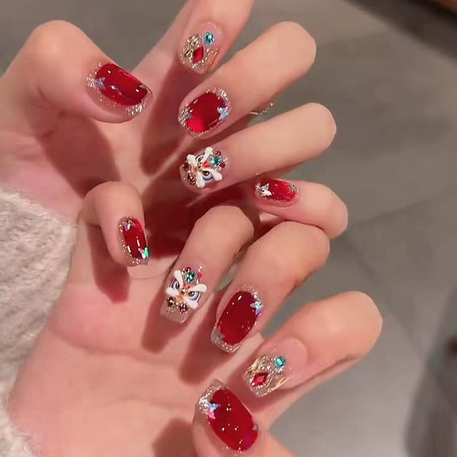 Künstlerische mit Strass veredelte Nagelverlängerungen Brehn