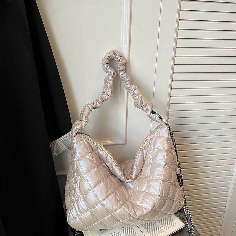 Chic Everyday Hobo Bag Brehn