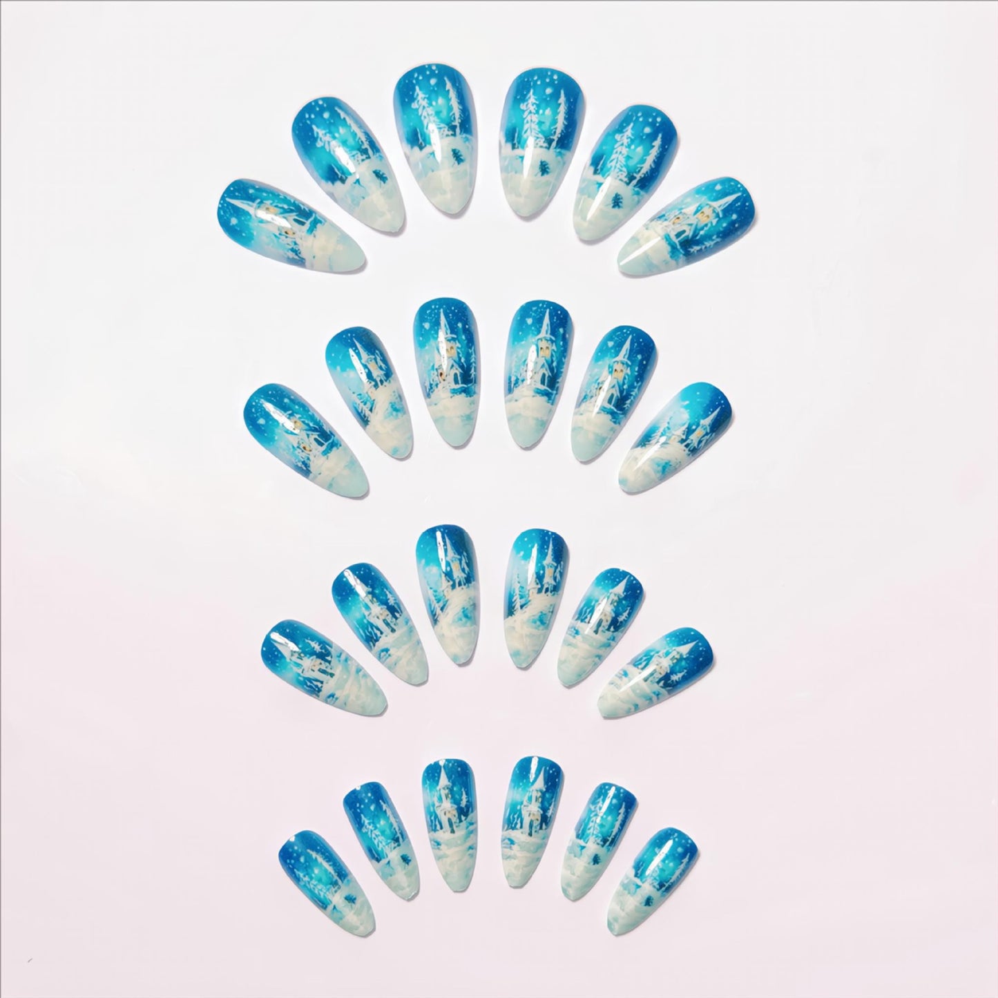 Winterliches Kunstnageldesign Brehn