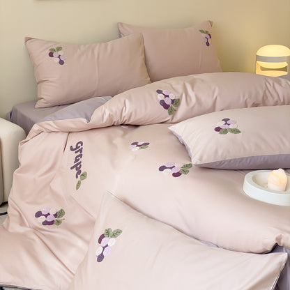 Bettwäsche-Komplettset aus Baumwollsatin mit Dessert-Party-Motiv und Wendekissenbezügen