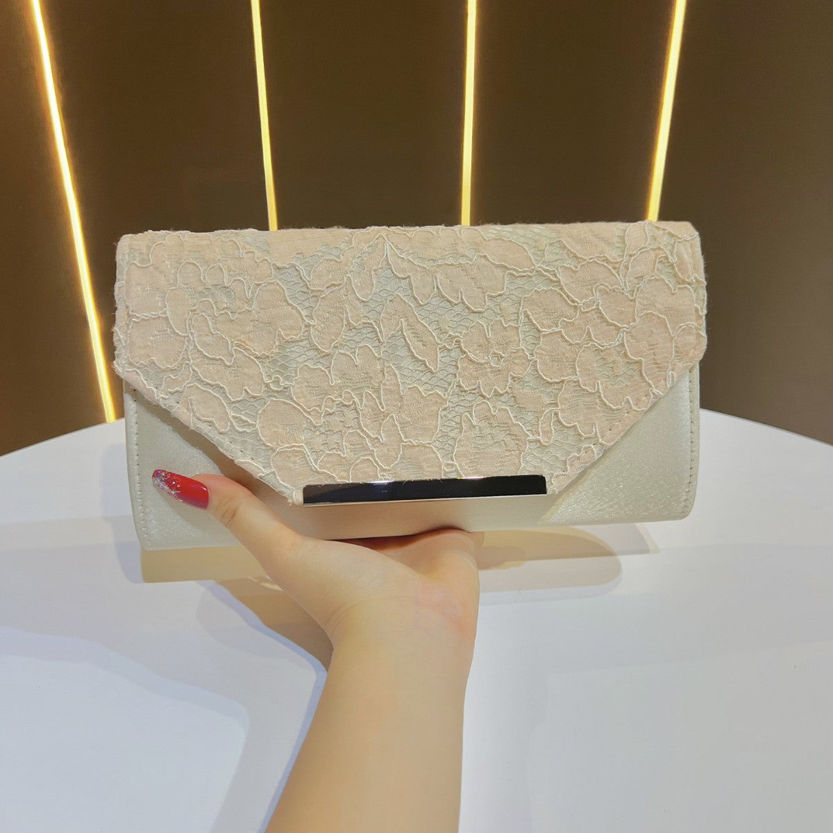 Elegante Florale Spitze Abend Clutch