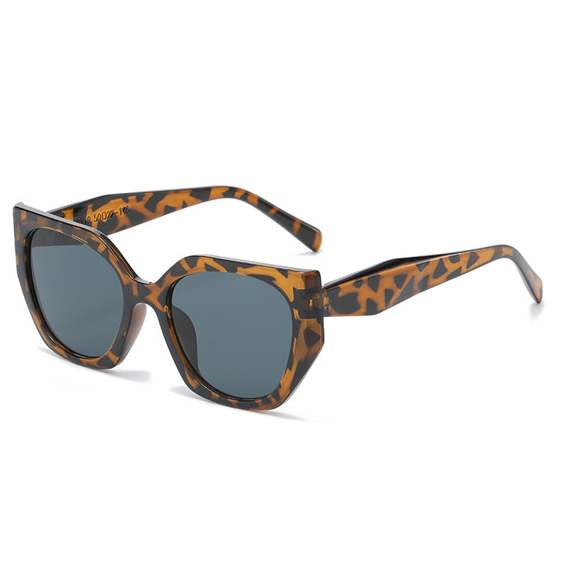 Damen statement Sonnenbrille im modernen Leopardenmuster Brehn