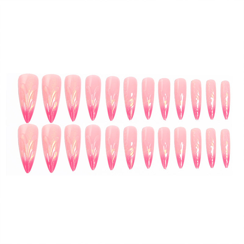 Kunstvolle Nagelspitzen im modernen Design Brehn