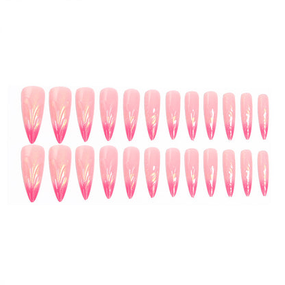 Kunstvolle Nagelspitzen im modernen Design Brehn