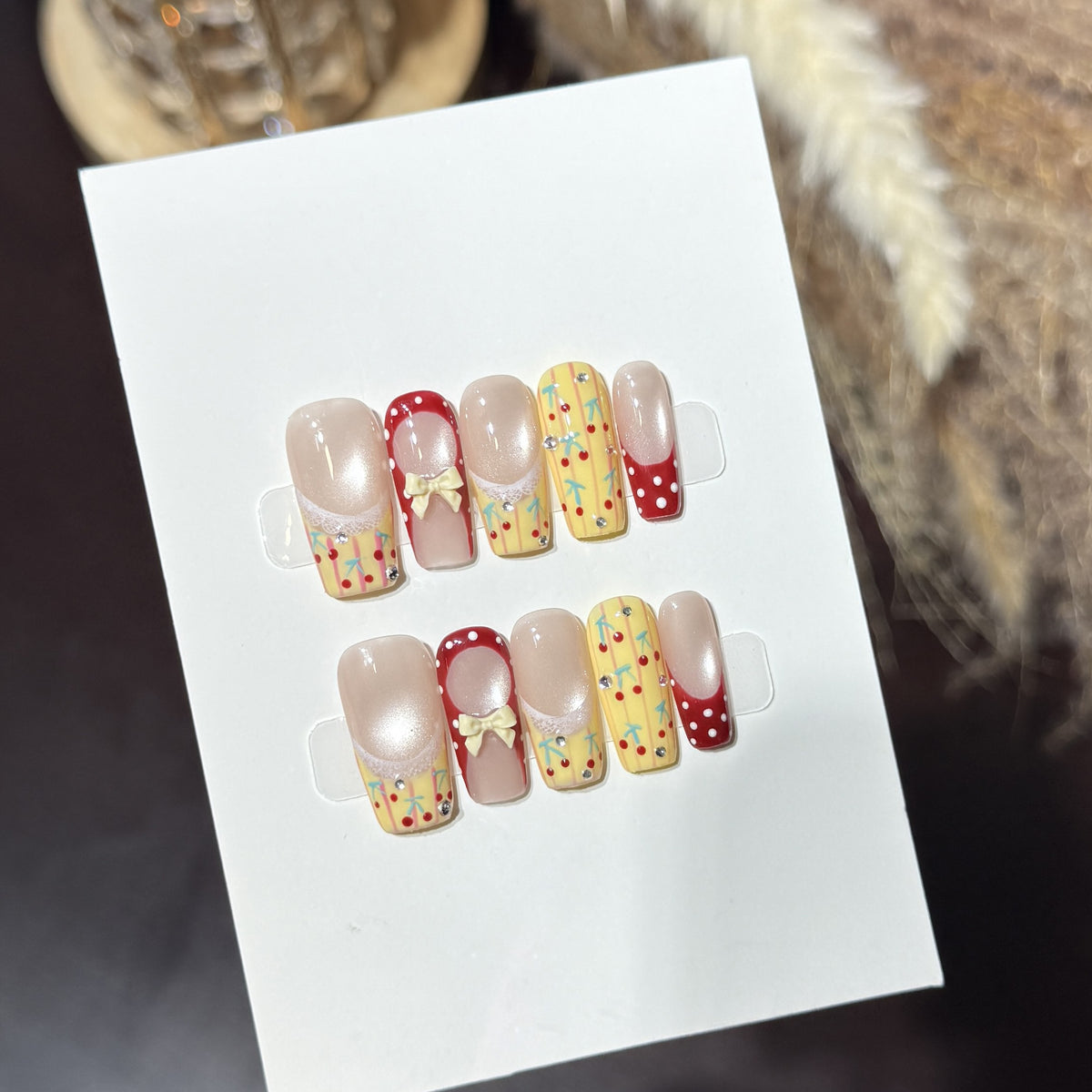 Dekorativer Nagelkunst Set Brehn