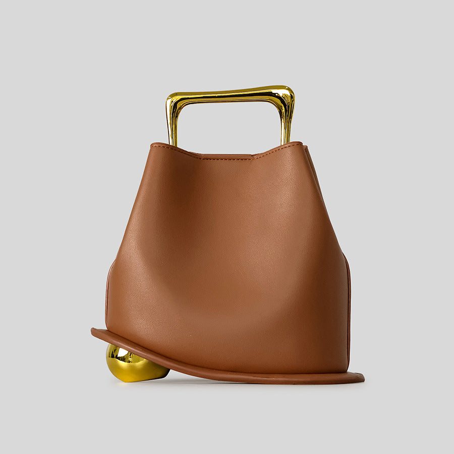 Skulpturale Griff-Handtasche