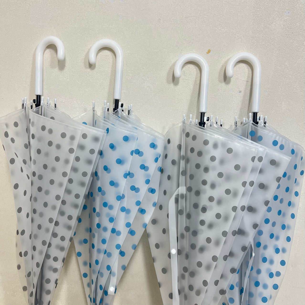 Damen transparenter Regenschirm mit Punkten Brehn