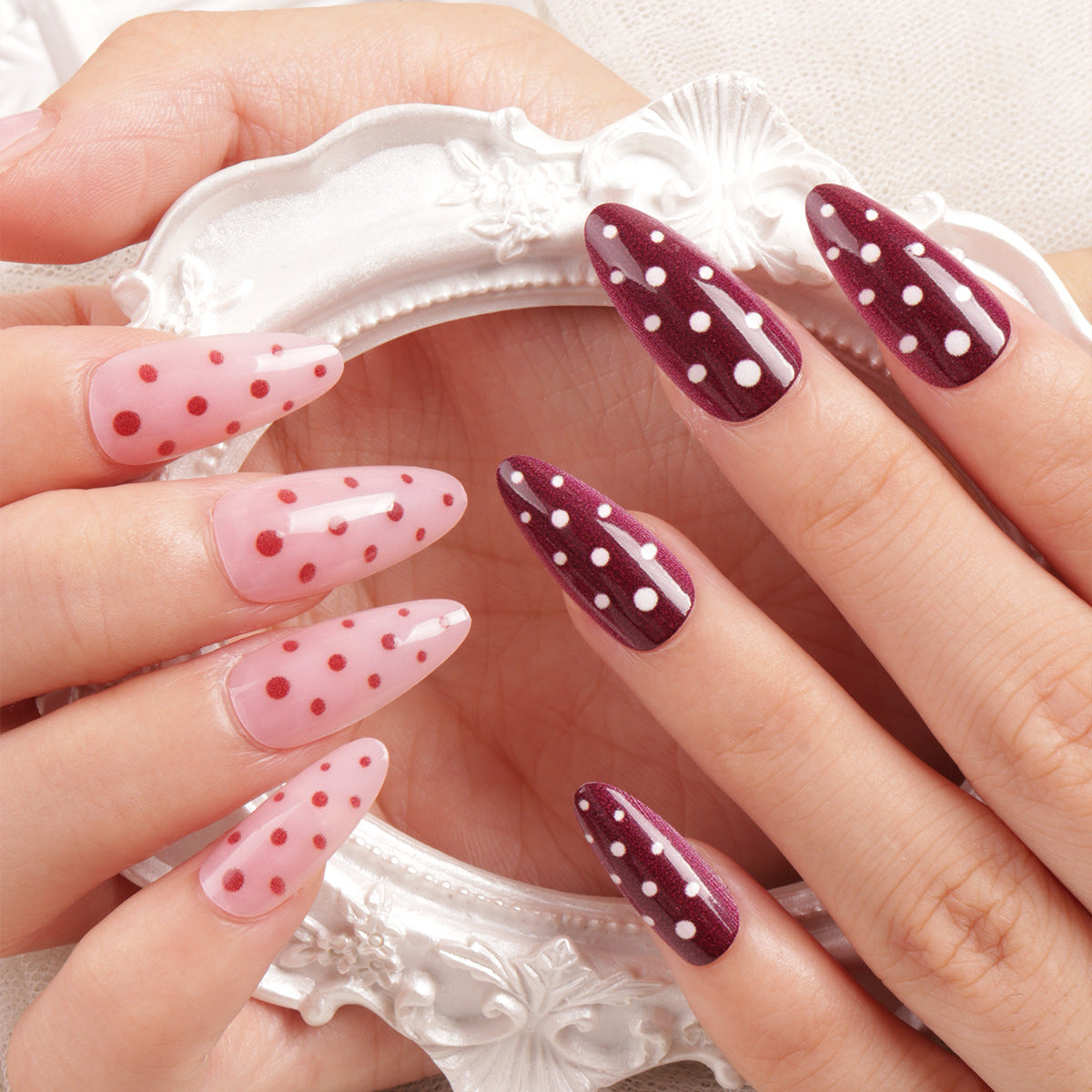 Polka Dot Nagelkunst Design Brehn