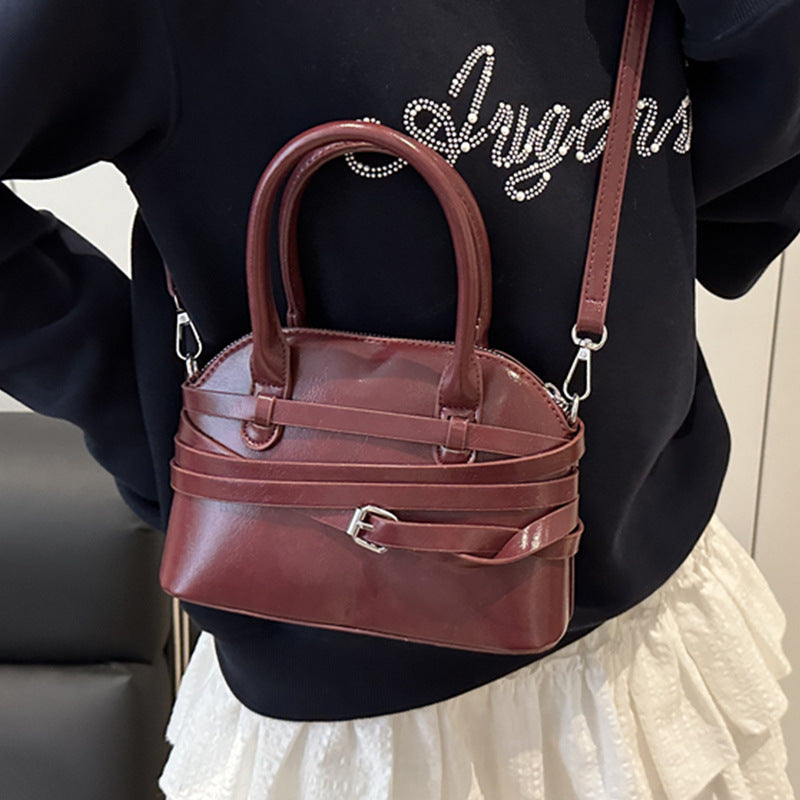 Strukturierte Mini-Handtasche