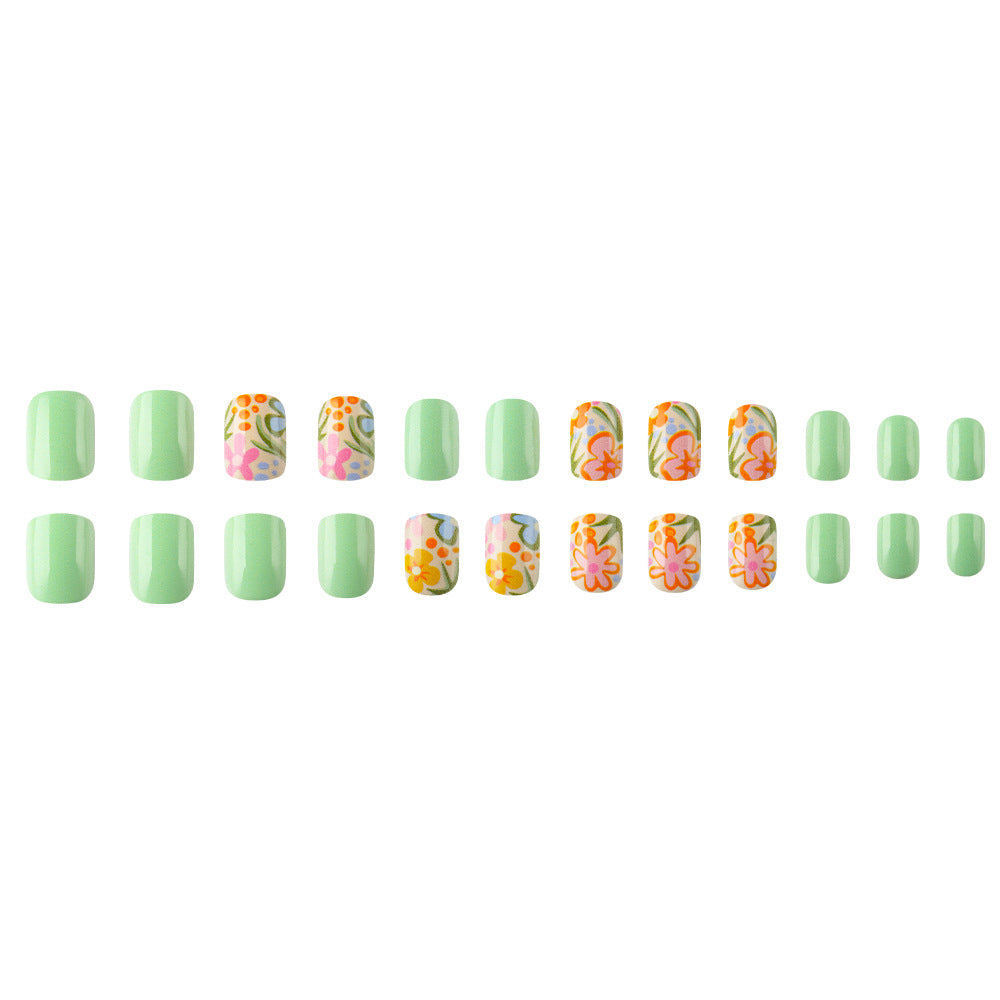 Floral Abstract Nail Art Brehn