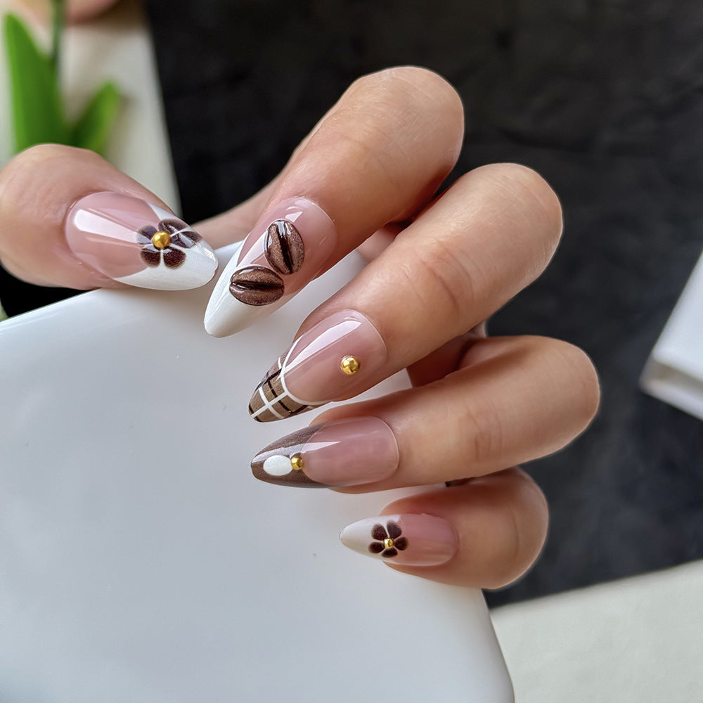 Elegantes florales Design Druck-On-Nagelkunst-Set Brehn
