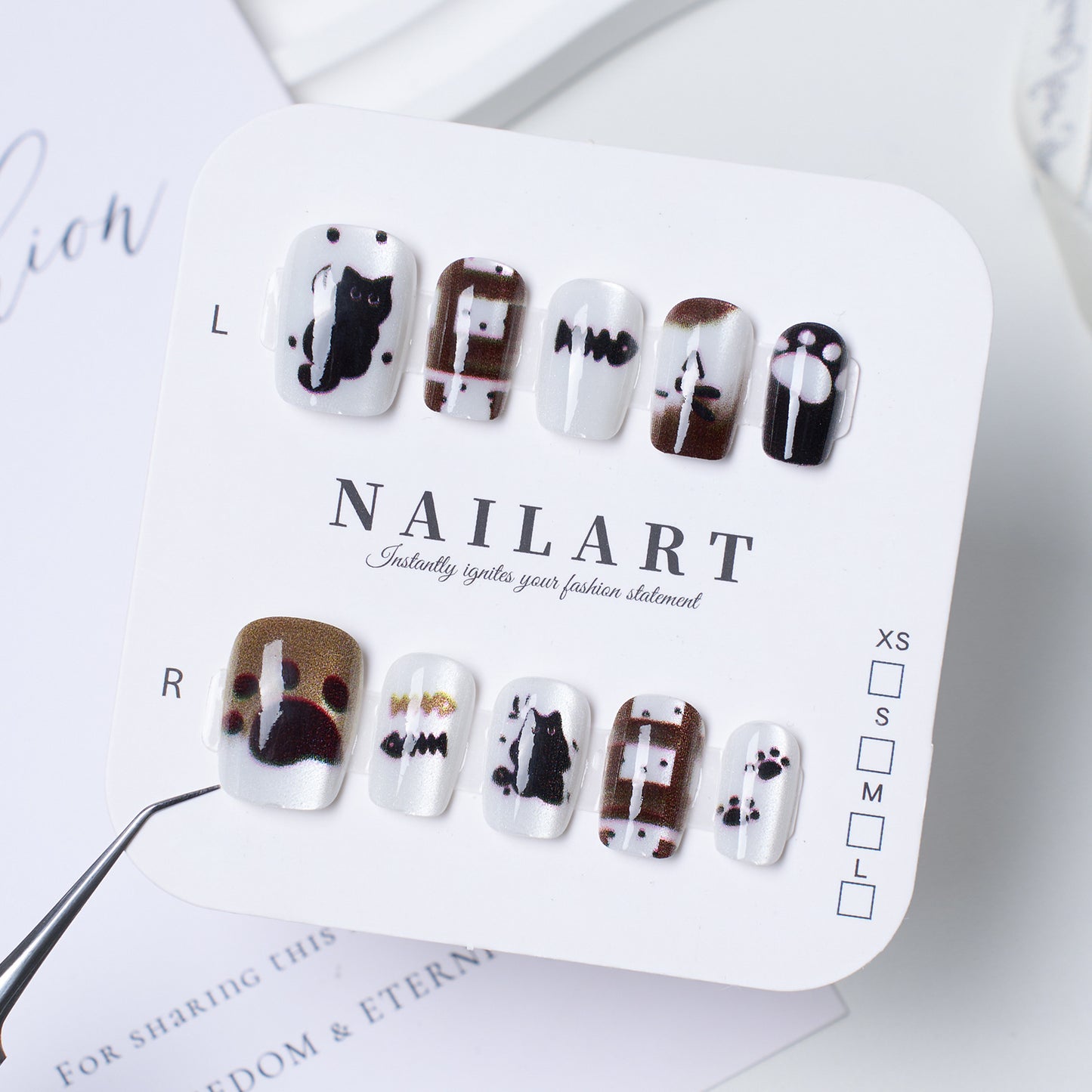 Künstlerisches Tier-Themen Press-On Nagelset Brehn