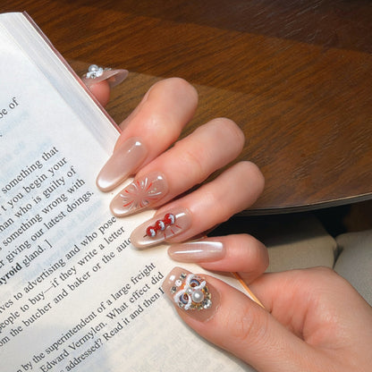 Dekoratives Press-On Nail Art Set mit Juwelenakzenten Brehn