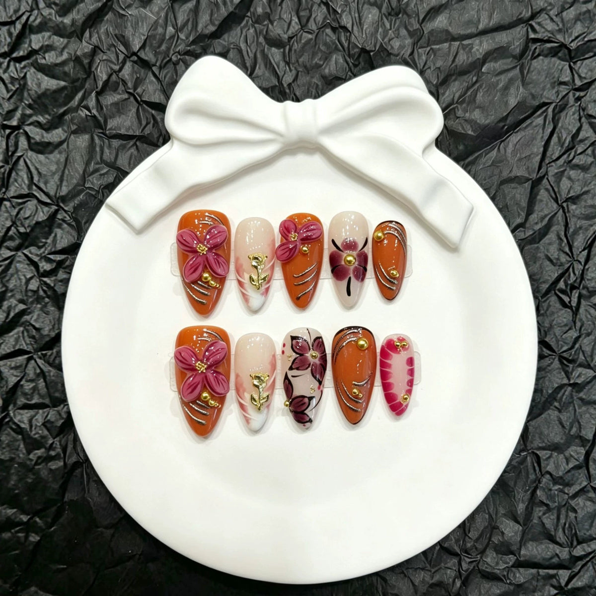 Artisan Floral Press-On Nagel Set