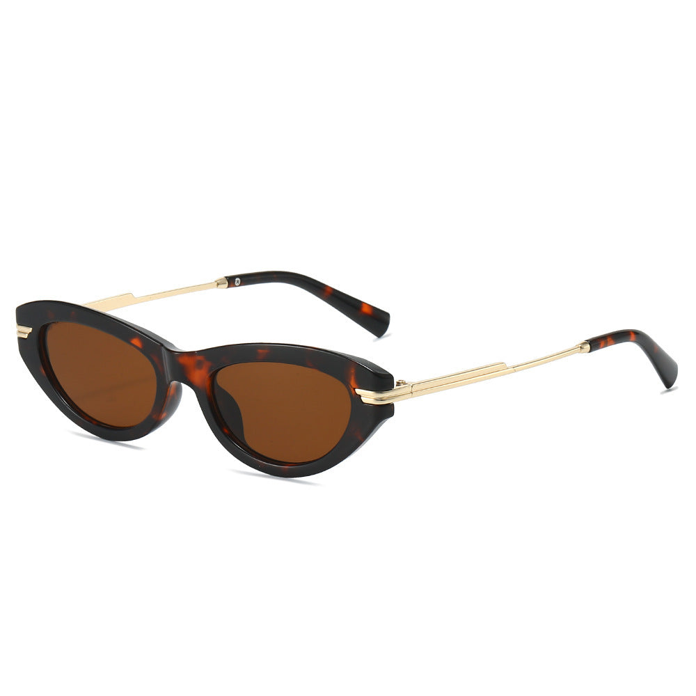 Chic Cat-Eye Sonnenbrille mit dekorativen Metallakzenten Brehn