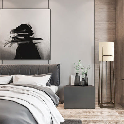 Stylische Stehlampe mit einzigartigem Design