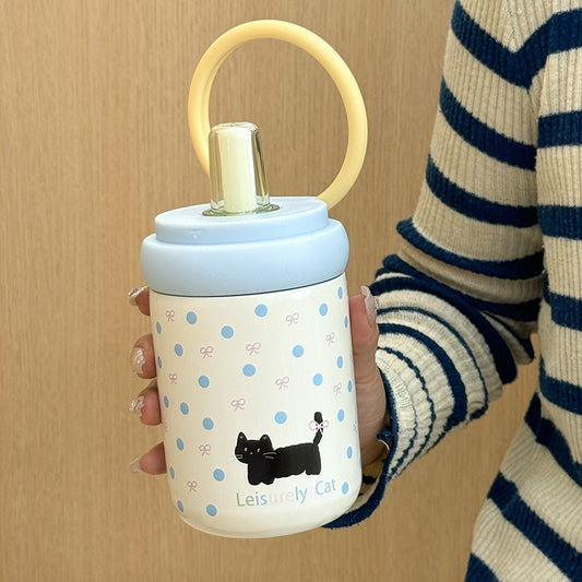 Damen Trinkflasche mit innovativem Silikonverschluss und spielerischem Design Brehn