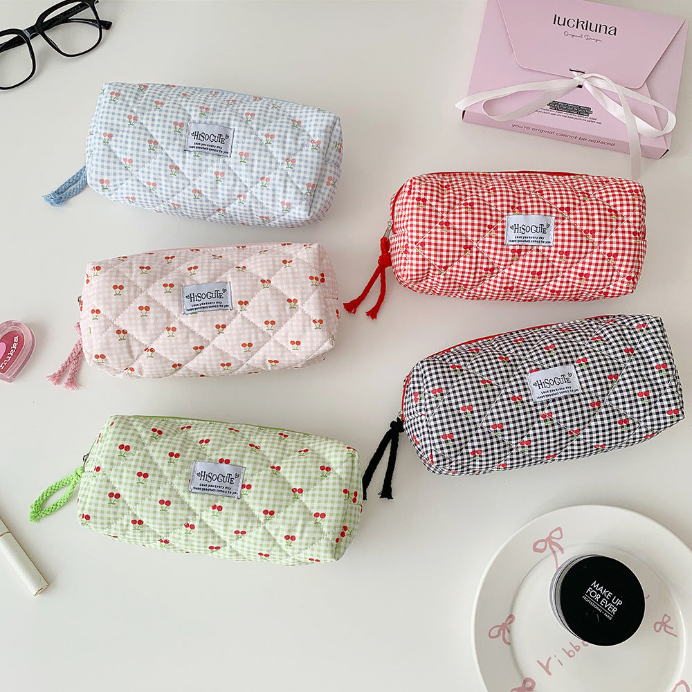 Quilted Cherry Print Stiftetui Brehn