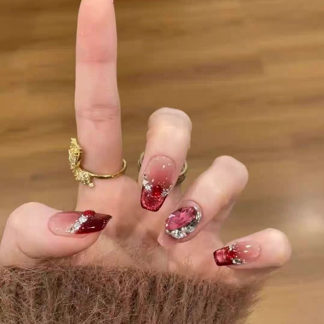 Glamouröse und Funkelnde Kunstnägel Brehn