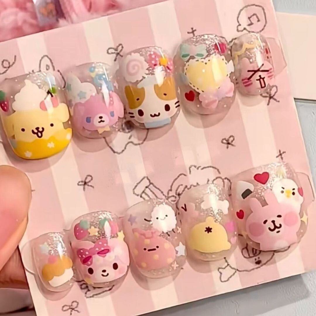 Verspieltes Cartoon-Charakter-Nagelkunst-Set Brehn