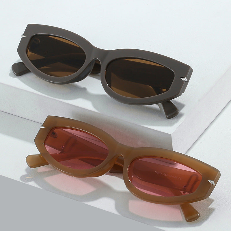 Retro-inspirierte Cat-Eye-Sonnenbrille mit boldem Rahmen Brehn