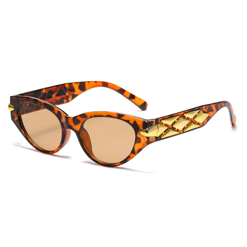 Damen Cat-Eye Sonnenbrille mit luxuriösen Akzenten und einzigartigem Design Brehn