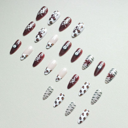 Künstlerisches Tierdruck Nageldesign-Set