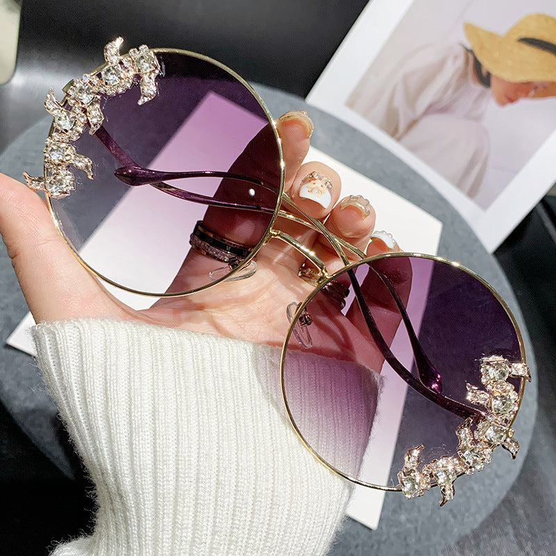 Damen Glamouröse Sonnenbrille mit funkelnden Strass-Details Brehn