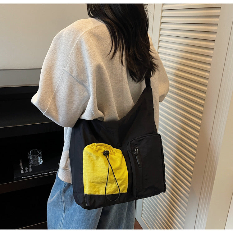 Praktische Mehrtaschen-Schultertasche Brehn